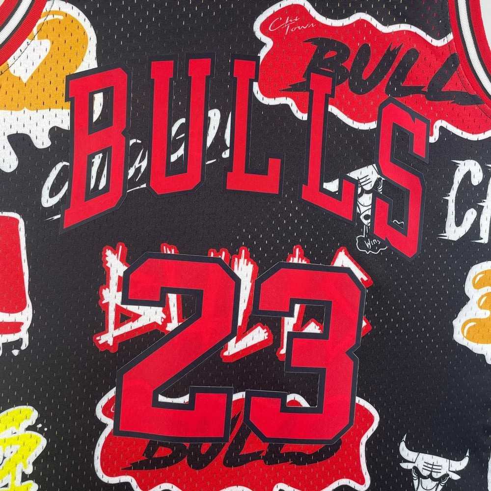 Chicago Bulls Michael Jordan #23 Throwback Street Graffiti 1997-98 Hardwood Classics Jersey-Pro Kit Vault | Brand New 26/27 Sports Jerseys